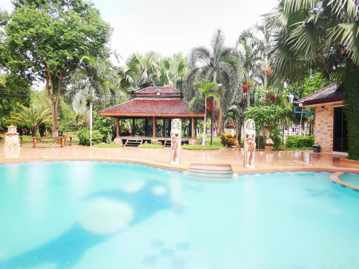 Rs Phong Riverside Resort Khon Kaen Exterior photo