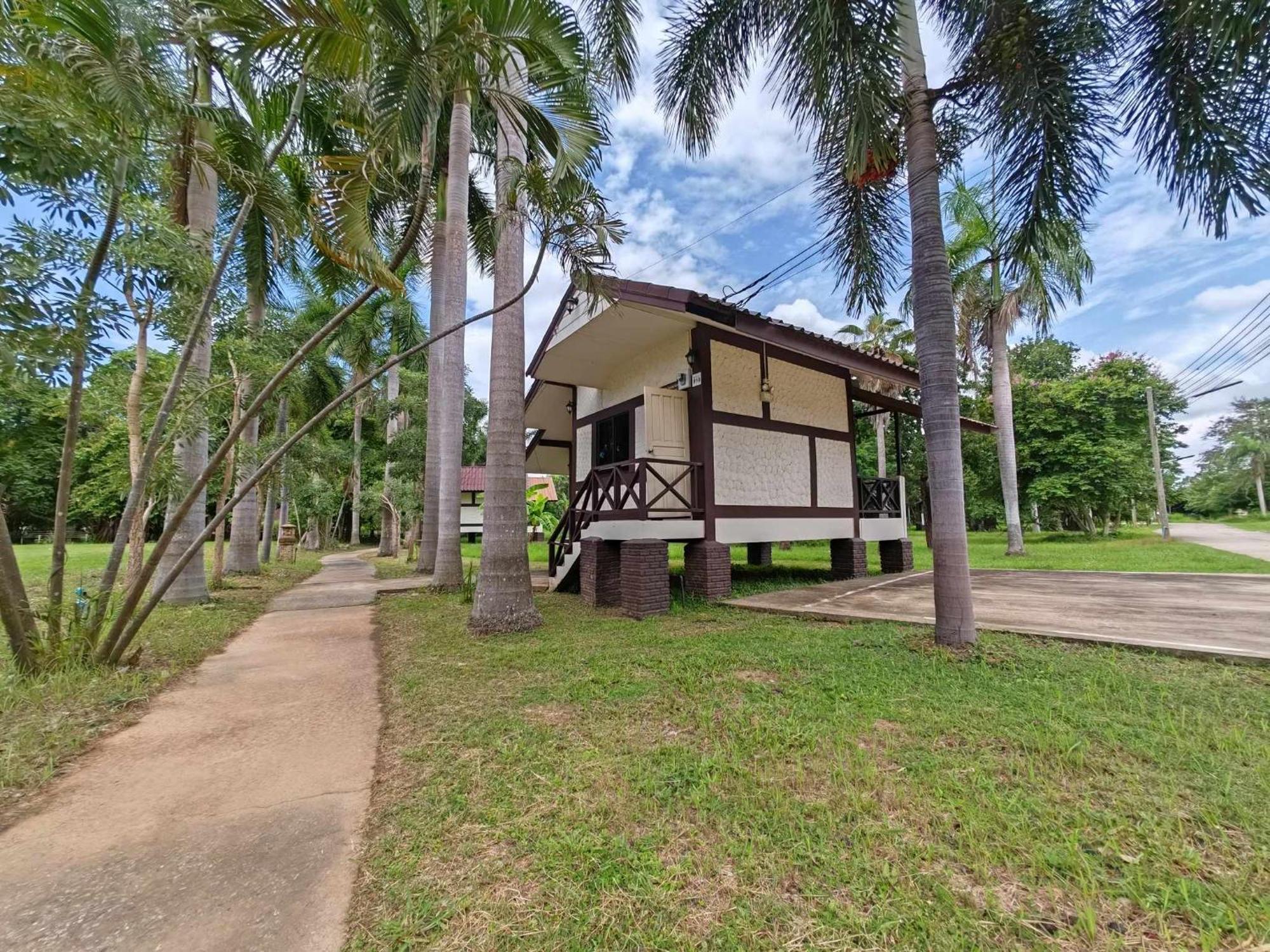 Rs Phong Riverside Resort Khon Kaen Exterior photo