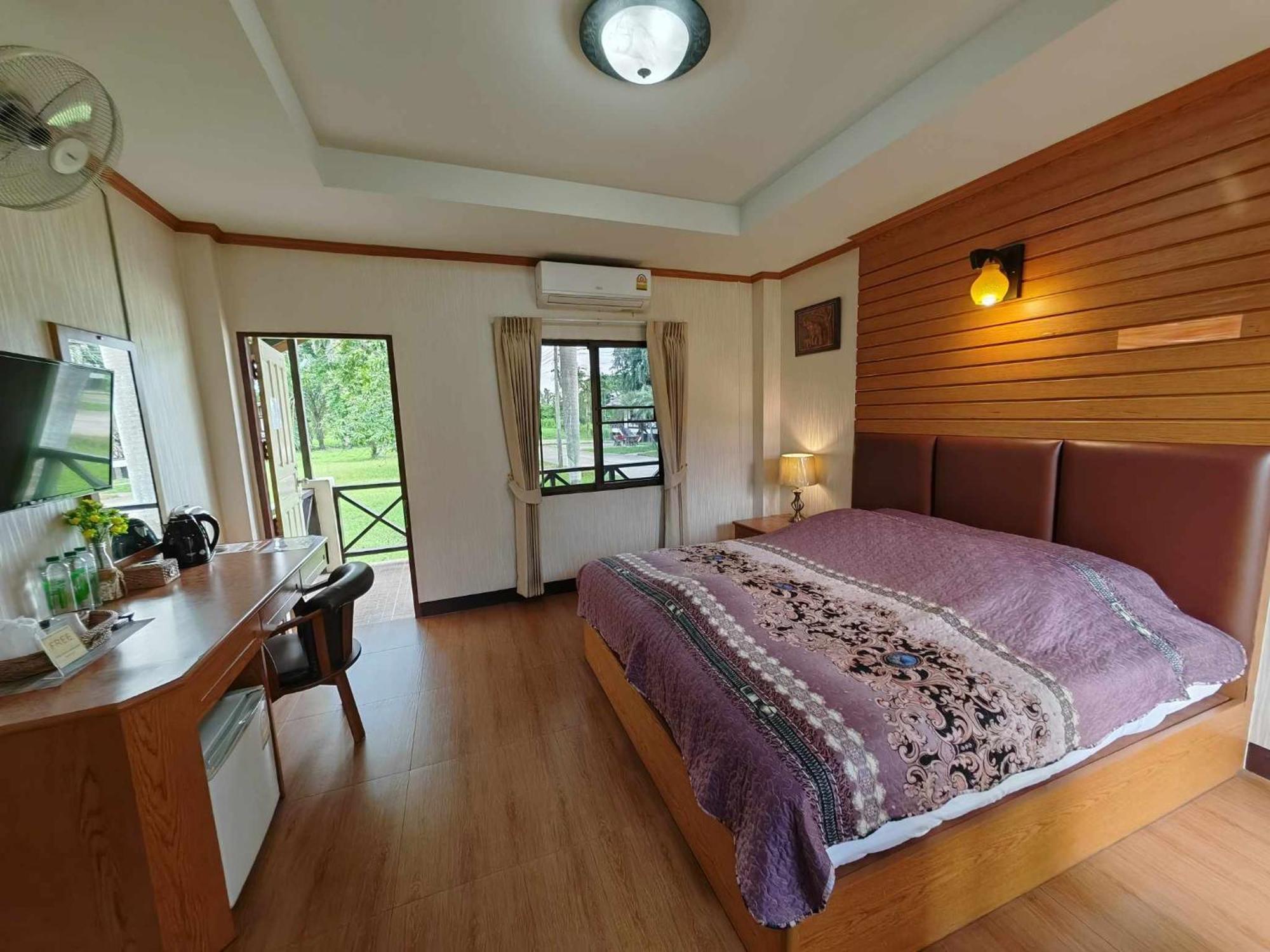 Rs Phong Riverside Resort Khon Kaen Exterior photo