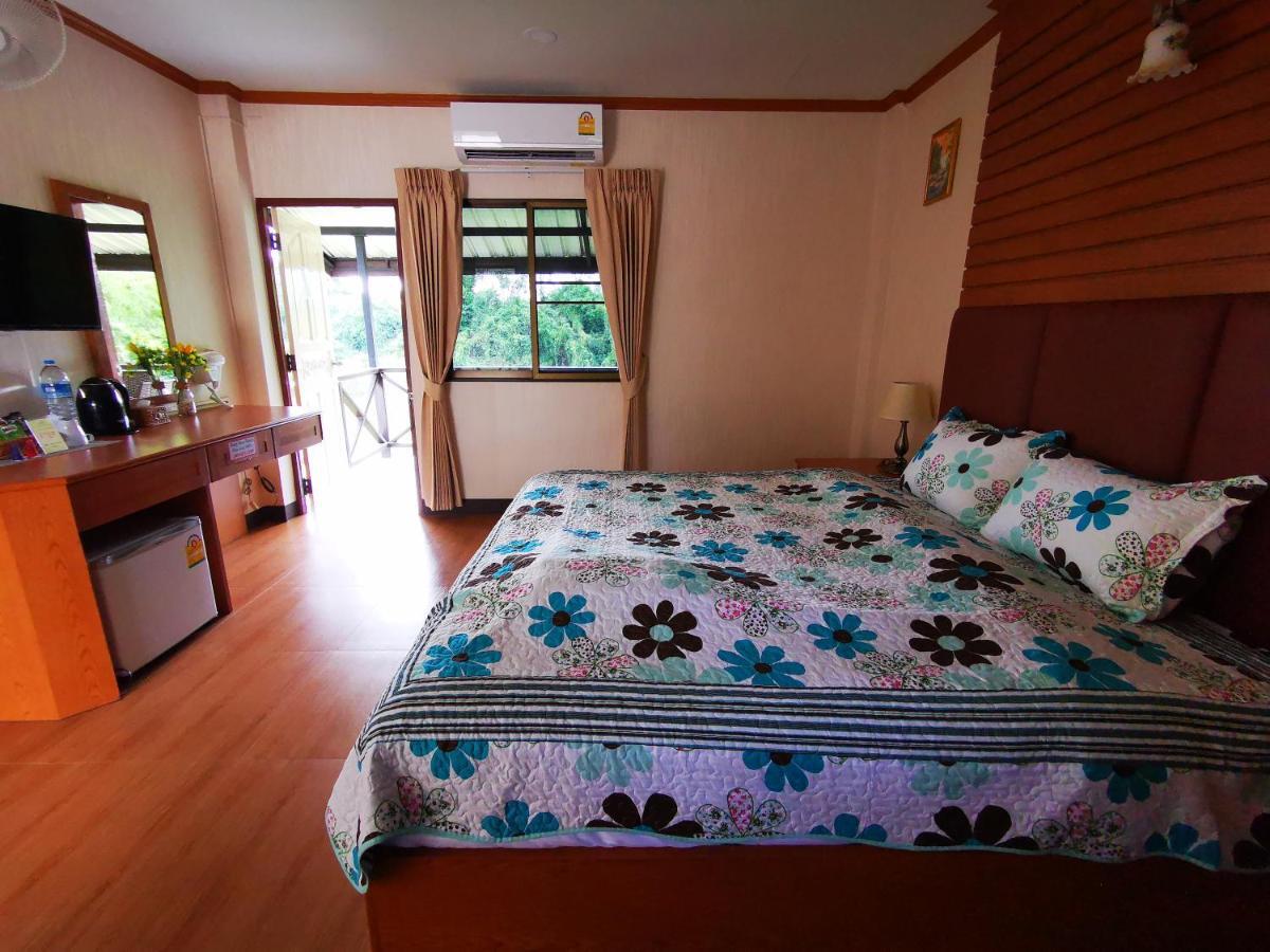 Rs Phong Riverside Resort Khon Kaen Exterior photo