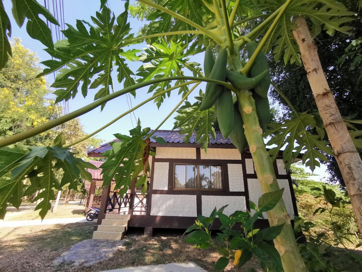 Rs Phong Riverside Resort Khon Kaen Exterior photo